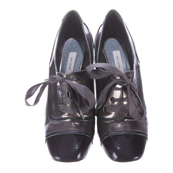 Marc Jacobs Lace up Patent Oxford Leather Pumps - Picture 3 of 5